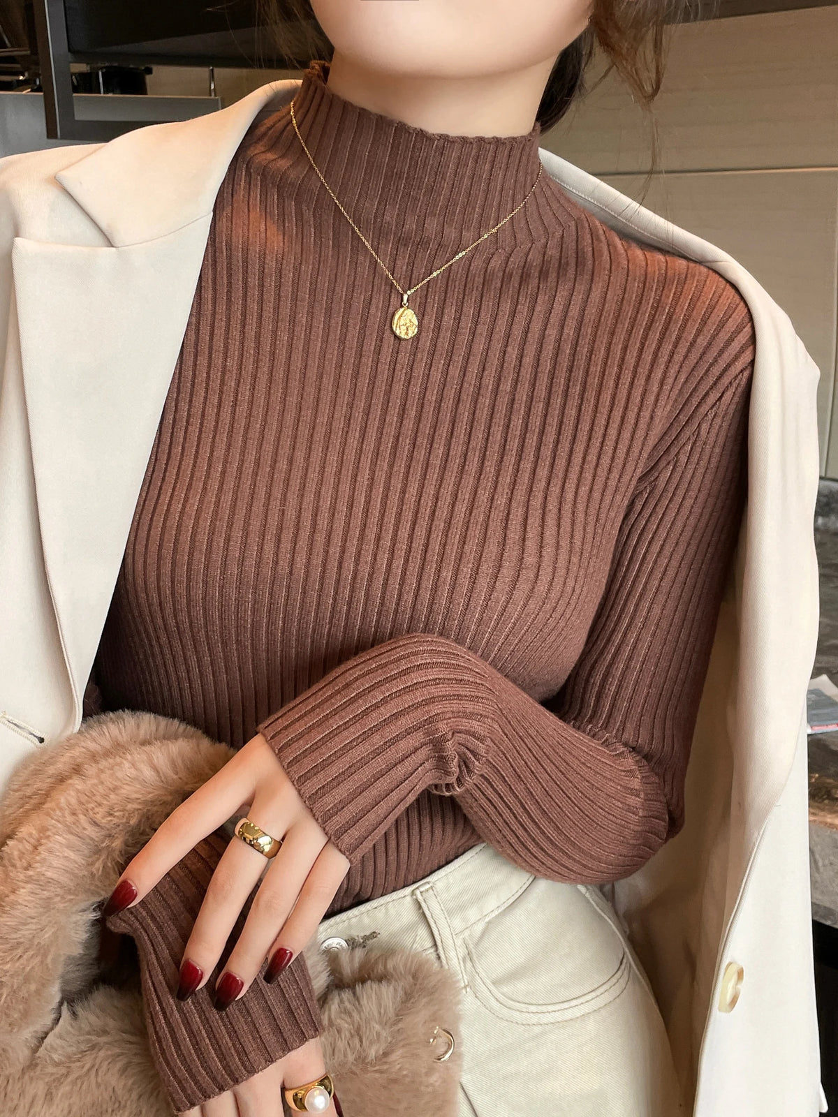 Luna Ribbed Turtleneck